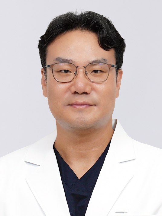 배성욱