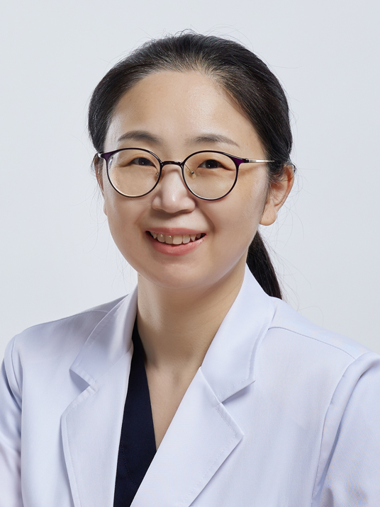 Eun Ju Lee