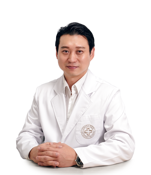 김진완