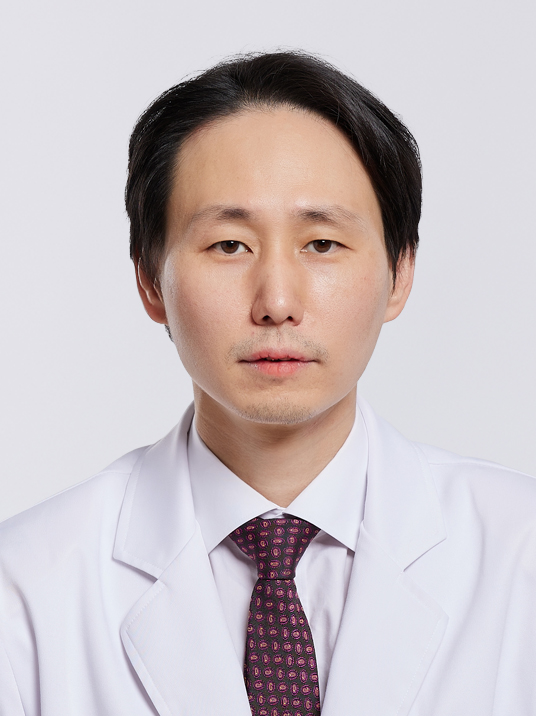 Hyun Il Lee